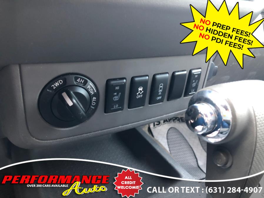 2015 Nissan Frontier 4WD Crew Cab SWB Auto SV, available for sale in Bohemia, New York | Performance Auto Inc. Bohemia, New York 2015 Nissan Frontier 4WD Crew Cab SWB Auto SV, available for sale in Bohemia, New York | Performance Auto Inc. Bohemia, New York