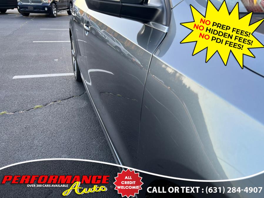 2013 Volkswagen Jetta Sedan 4dr Auto SE PZEV *Ltd Avail*, available for sale in Bohemia, New York | Performance Auto Inc. Bohemia, New York 2013 Volkswagen Jetta Sedan 4dr Auto SE PZEV *Ltd Avail*, available for sale in Bohemia, New York | Performance Auto Inc. Bohemia, New York