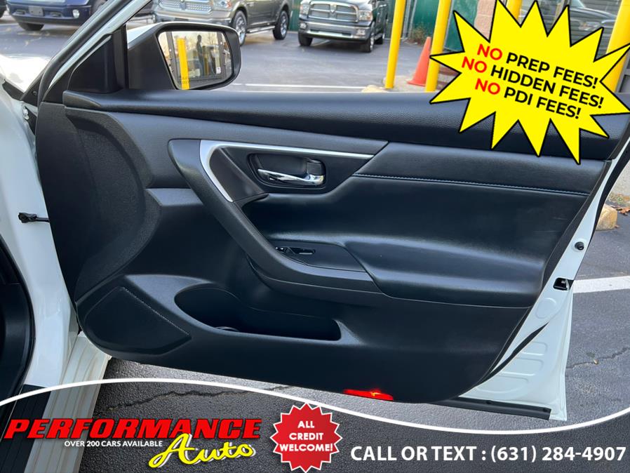 2016 Nissan Altima 4dr Sdn I4 2.5 SR, available for sale in Bohemia, New York | Performance Auto Inc. Bohemia, New York 2016 Nissan Altima 4dr Sdn I4 2.5 SR, available for sale in Bohemia, New York | Performance Auto Inc. Bohemia, New York