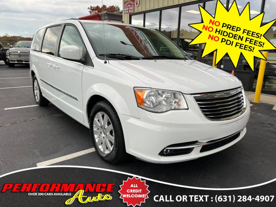 2015 Chrysler Town & Country 4dr Wgn Touring, available for sale in Bohemia, New York | Performance Auto Inc. Bohemia, New York