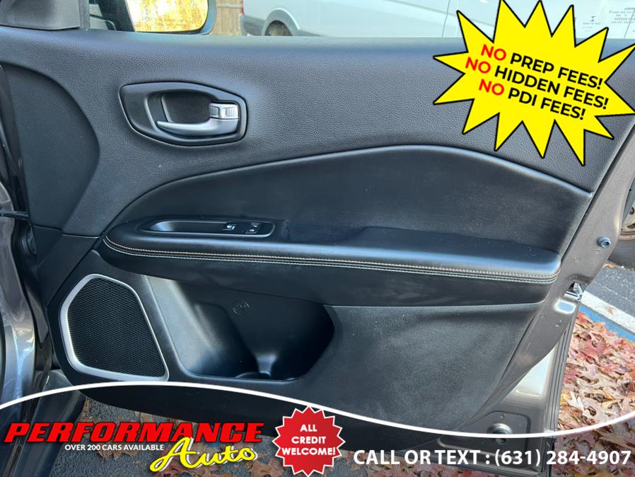 2018 Jeep Compass Latitude 4x4, available for sale in Bohemia, New York | Performance Auto Inc. Bohemia, New York 2018 Jeep Compass Latitude 4x4, available for sale in Bohemia, New York | Performance Auto Inc. Bohemia, New York