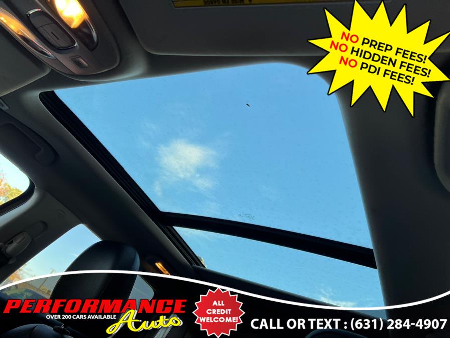 2018 Jeep Compass Latitude 4x4, available for sale in Bohemia, New York | Performance Auto Inc. Bohemia, New York 2018 Jeep Compass Latitude 4x4, available for sale in Bohemia, New York | Performance Auto Inc. Bohemia, New York
