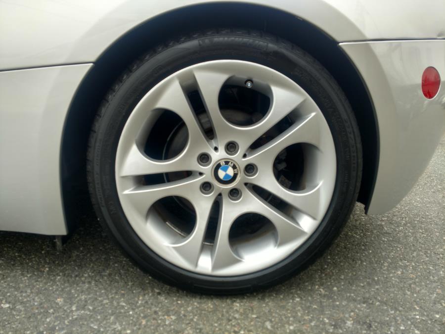 2004 BMW Z4 2dr Roadster 3.0i, available for sale in Wantagh, New York | Alpine Motors Inc. Wantagh, New York 2004 BMW Z4 2dr Roadster 3.0i, available for sale in Wantagh, New York | Alpine Motors Inc. Wantagh, New York