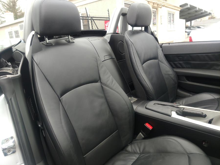 2004 BMW Z4 2dr Roadster 3.0i, available for sale in Wantagh, New York | Alpine Motors Inc. Wantagh, New York 2004 BMW Z4 2dr Roadster 3.0i, available for sale in Wantagh, New York | Alpine Motors Inc. Wantagh, New York