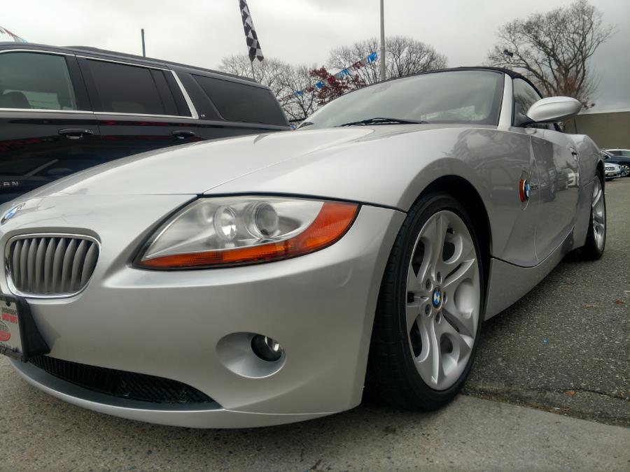2004 BMW Z4 2dr Roadster 3.0i, available for sale in Wantagh, New York | Alpine Motors Inc. Wantagh, New York 2004 BMW Z4 2dr Roadster 3.0i, available for sale in Wantagh, New York | Alpine Motors Inc. Wantagh, New York