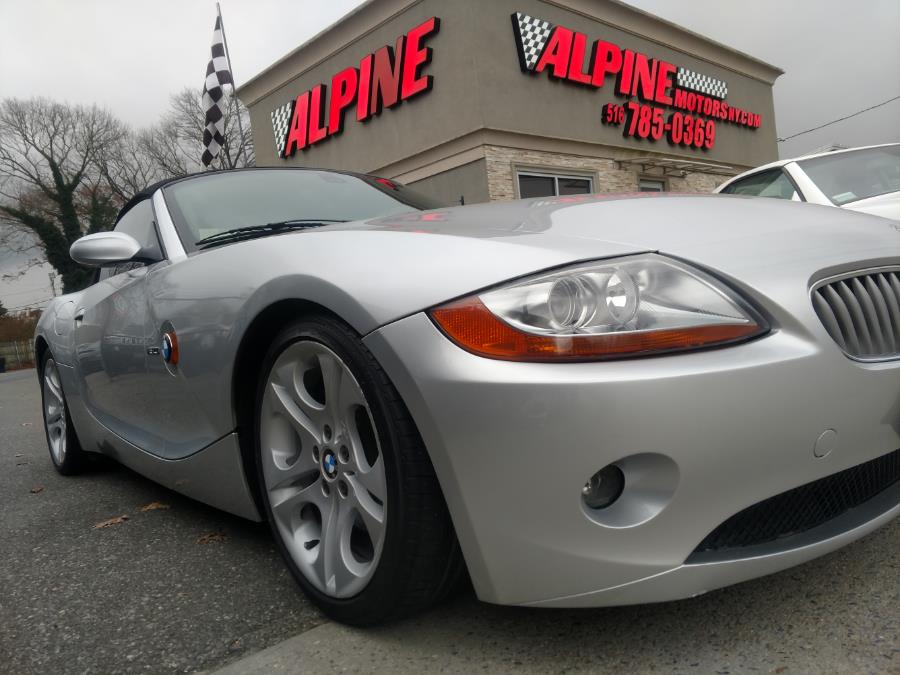 2004 BMW Z4 2dr Roadster 3.0i, available for sale in Wantagh, New York | Alpine Motors Inc. Wantagh, New York 2004 BMW Z4 2dr Roadster 3.0i, available for sale in Wantagh, New York | Alpine Motors Inc. Wantagh, New York