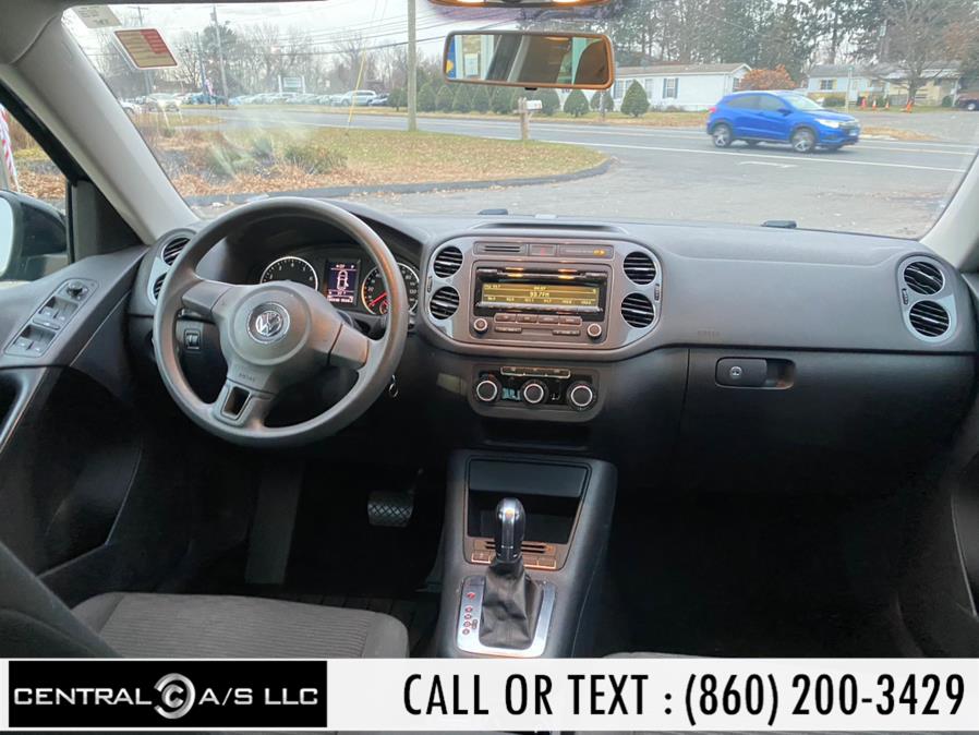 Used Volkswagen Tiguan 4WD 4dr Auto S 2012 | Central A/S LLC. East Windsor, Connecticut Used Volkswagen Tiguan 4WD 4dr Auto S 2012 | Central A/S LLC. East Windsor, Connecticut