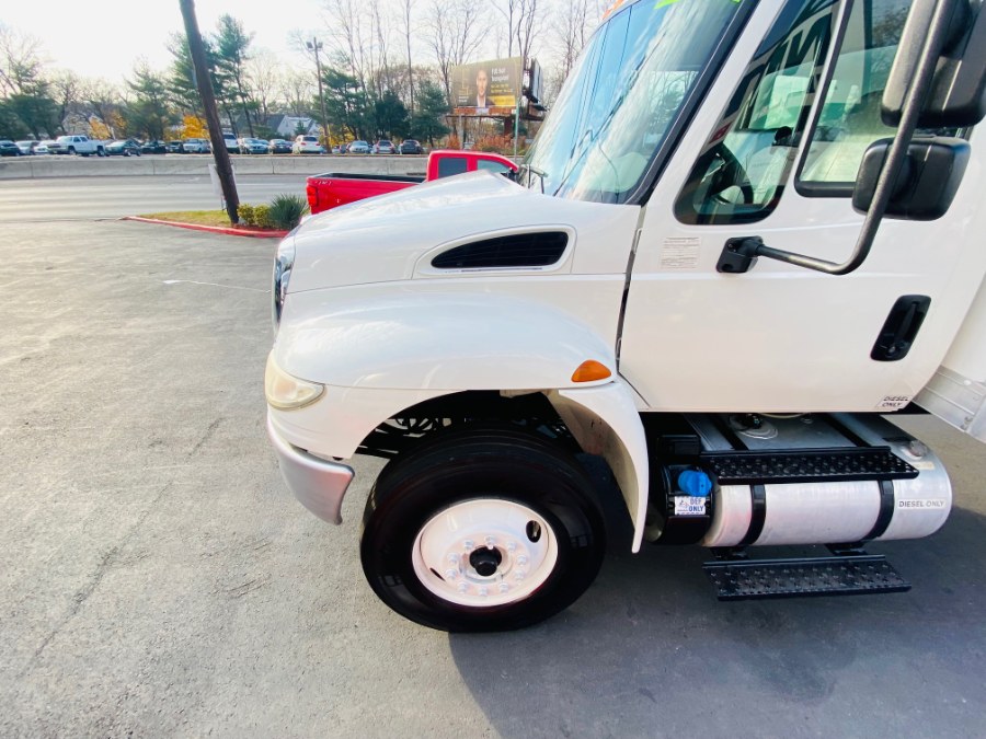 Used INTERNATIONAL 4300 26 FEET DRY BOX + CUMMINS ENG + LIFT GATE + NO CDL 2017 | NJ Truck Spot. South Amboy, New Jersey Used INTERNATIONAL 4300 26 FEET DRY BOX + CUMMINS ENG + LIFT GATE + NO CDL 2017 | NJ Truck Spot. South Amboy, New Jersey