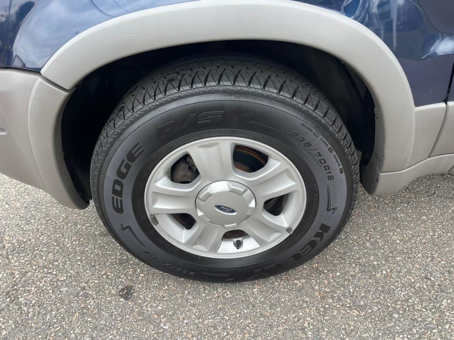 2002 Ford Escape 4dr 103" WB XLT 4WD Sport, available for sale in South Windsor, Connecticut | Mike And Tony Auto Sales, Inc. South Windsor, Connecticut 2002 Ford Escape 4dr 103" WB XLT 4WD Sport, available for sale in South Windsor, Connecticut | Mike And Tony Auto Sales, Inc. South Windsor, Connecticut