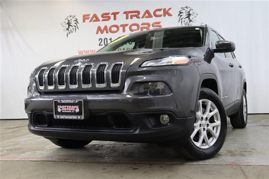 Used Jeep Cherokee LATITUDE 2015 | Fast Track Motors. Paterson, New Jersey