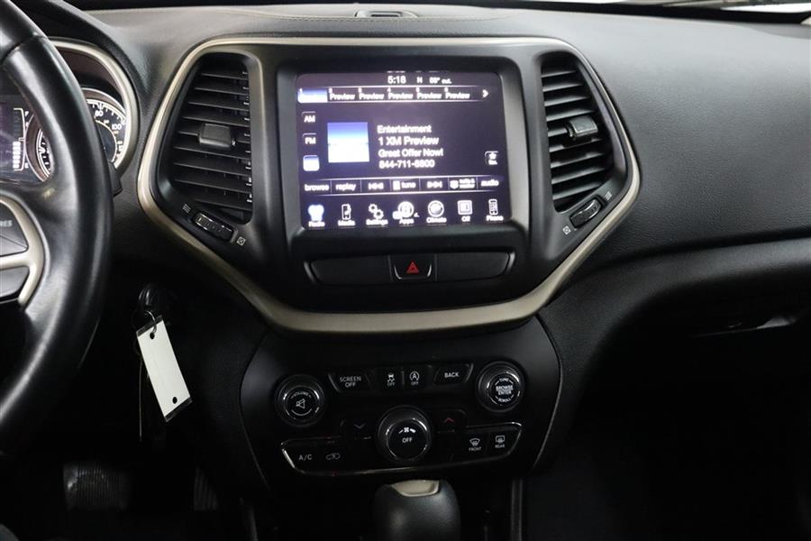 Used Jeep Cherokee LATITUDE 2015 | Fast Track Motors. Paterson, New Jersey Used Jeep Cherokee LATITUDE 2015 | Fast Track Motors. Paterson, New Jersey