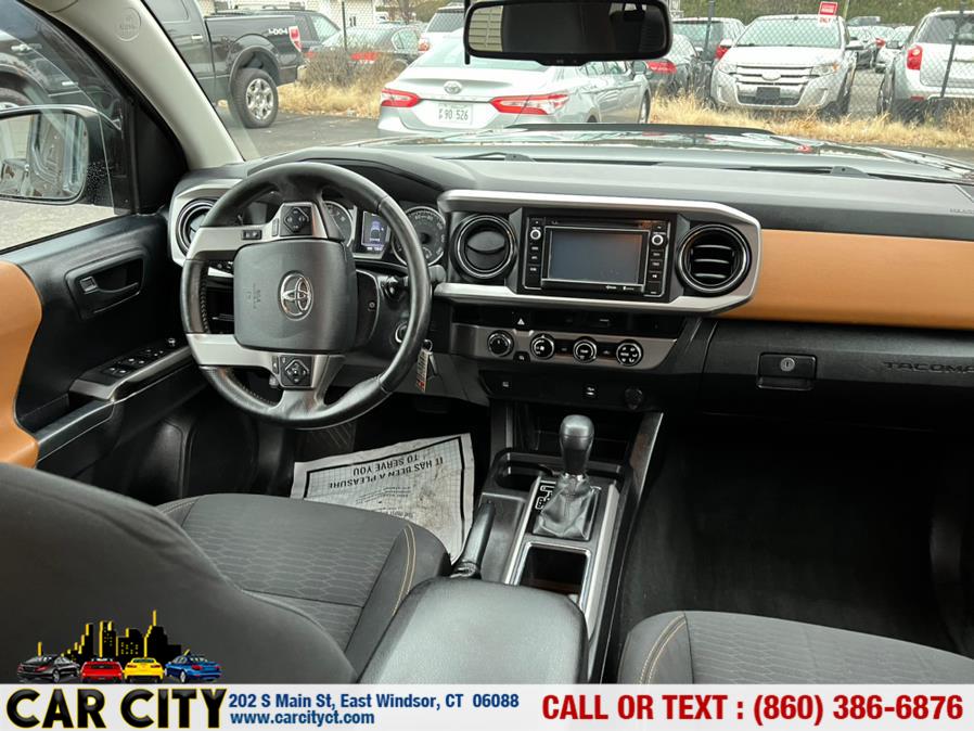 Used Toyota Tacoma 4WD Double Cab V6 AT SR (Natl) 2016 | Car City LLC. East Windsor, Connecticut Used Toyota Tacoma 4WD Double Cab V6 AT SR (Natl) 2016 | Car City LLC. East Windsor, Connecticut