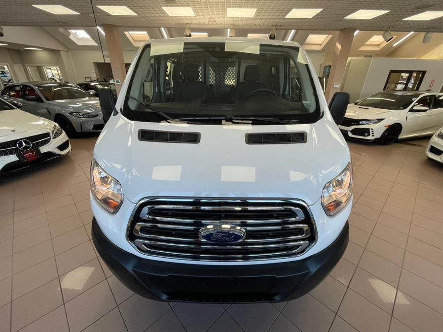 Used Ford Transit Van T-250 130" Low Rf 9000 GVWR Sliding RH Dr 2019 | Power Motors East. Massapequa Park, New York Used Ford Transit Van T-250 130" Low Rf 9000 GVWR Sliding RH Dr 2019 | Power Motors East. Massapequa Park, New York