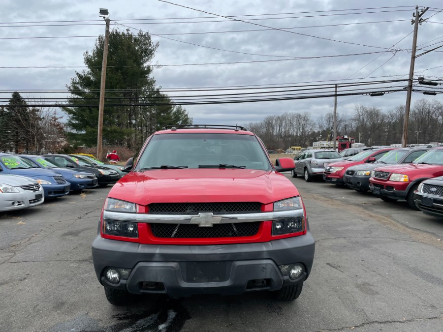 Used Chevrolet Avalanche 1500 5dr Crew Cab 130" WB 4WD 2004 | CT Car Co LLC. East Windsor, Connecticut