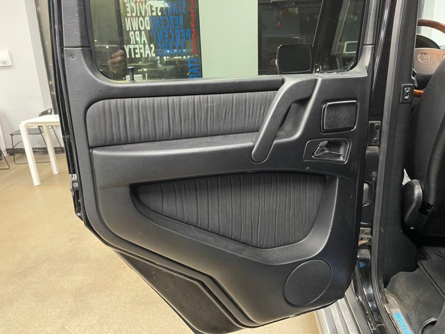 2005 Mercedes-Benz G-Class 4MATIC 4dr 5.0L Grand Edition, available for sale in Inwood, New York | 5 Towns Drive. Inwood, New York 2005 Mercedes-Benz G-Class 4MATIC 4dr 5.0L Grand Edition, available for sale in Inwood, New York | 5 Towns Drive. Inwood, New York
