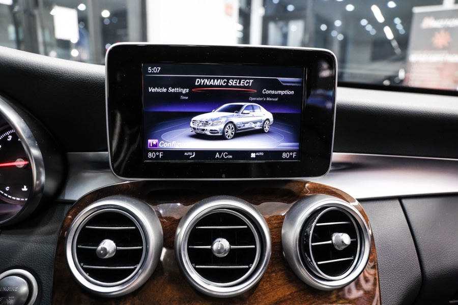 Used Mercedes-Benz C-Class C 300 4MATIC Sedan 2018 | 26 Motors Long Island. ELMONT, New York Used Mercedes-Benz C-Class C 300 4MATIC Sedan 2018 | 26 Motors Long Island. ELMONT, New York