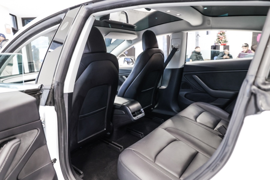 Used Tesla Model 3 Long Range Battery AWD 2018 | 26 Motors Long Island. ELMONT, New York Used Tesla Model 3 Long Range Battery AWD 2018 | 26 Motors Long Island. ELMONT, New York