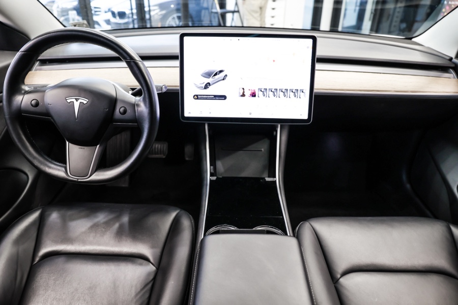 Used Tesla Model 3 Long Range Battery AWD 2018 | 26 Motors Long Island. ELMONT, New York Used Tesla Model 3 Long Range Battery AWD 2018 | 26 Motors Long Island. ELMONT, New York