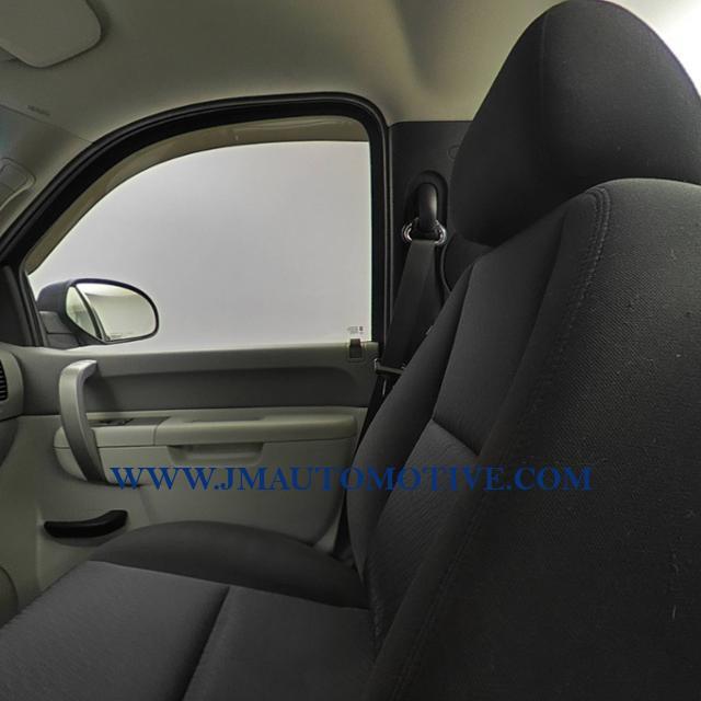 2011 Chevrolet Silverado 1500 4WD Reg Cab 133.0 Work Truck, available for sale in Naugatuck, Connecticut | J&M Automotive Sls&Svc LLC. Naugatuck, Connecticut 2011 Chevrolet Silverado 1500 4WD Reg Cab 133.0 Work Truck, available for sale in Naugatuck, Connecticut | J&M Automotive Sls&Svc LLC. Naugatuck, Connecticut