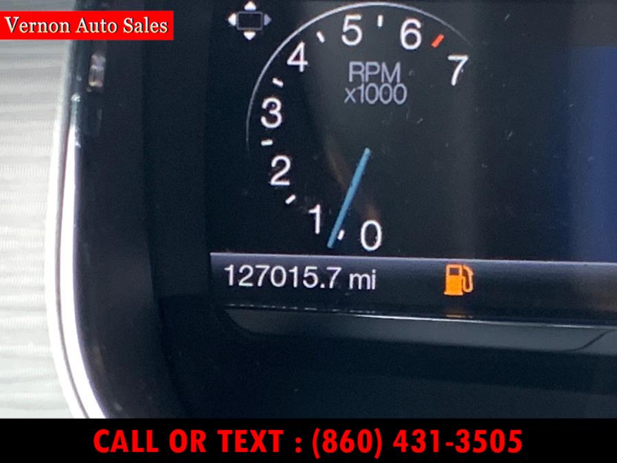 2015 Ford Taurus 4dr Sdn SEL AWD, available for sale in Manchester, Connecticut | Vernon Auto Sale & Service. Manchester, Connecticut 2015 Ford Taurus 4dr Sdn SEL AWD, available for sale in Manchester, Connecticut | Vernon Auto Sale & Service. Manchester, Connecticut