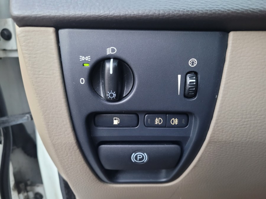 2012 Volvo XC90 AWD 4dr Platinum, available for sale in Auburn, New Hampshire | ODA Auto Precision LLC. Auburn, New Hampshire 2012 Volvo XC90 AWD 4dr Platinum, available for sale in Auburn, New Hampshire | ODA Auto Precision LLC. Auburn, New Hampshire