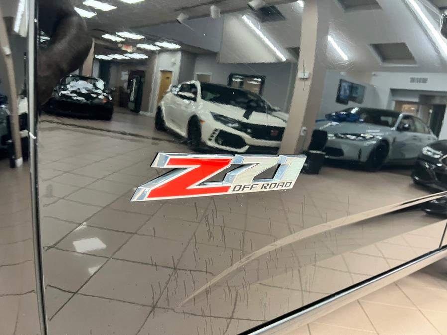 2019 Chevrolet Colorado 4WD Crew Cab 128.3" Z71, available for sale in Massapequa Park, New York | Power Motors East. Massapequa Park, New York 2019 Chevrolet Colorado 4WD Crew Cab 128.3" Z71, available for sale in Massapequa Park, New York | Power Motors East. Massapequa Park, New York