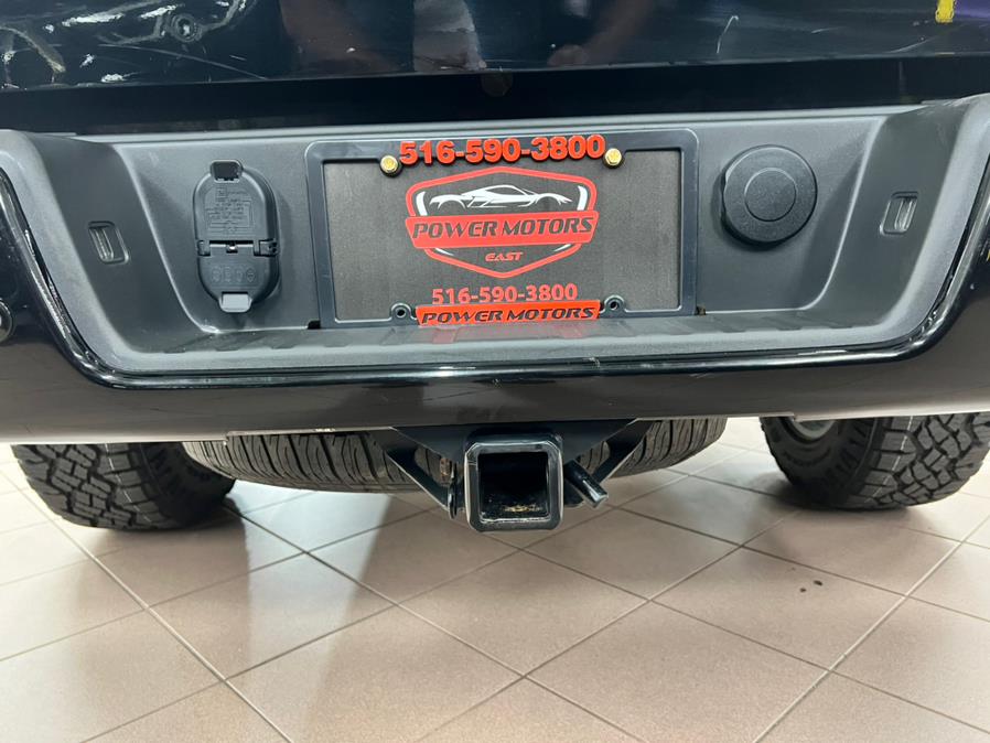 2019 Chevrolet Colorado 4WD Crew Cab 128.3" Z71, available for sale in Massapequa Park, New York | Power Motors East. Massapequa Park, New York 2019 Chevrolet Colorado 4WD Crew Cab 128.3" Z71, available for sale in Massapequa Park, New York | Power Motors East. Massapequa Park, New York