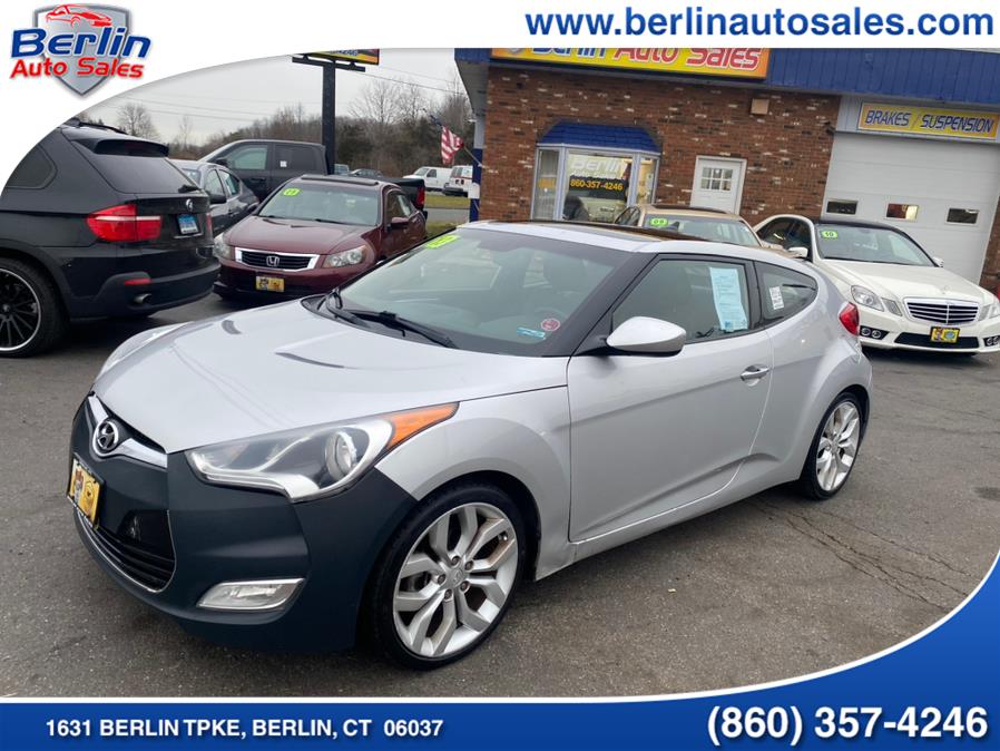 Used Hyundai Veloster 3dr Cpe Auto w/Black Int 2013 | Berlin Auto Sales LLC. Berlin, Connecticut