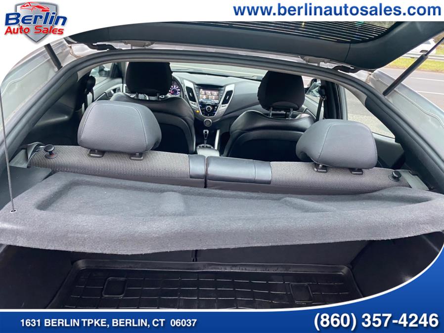 Used Hyundai Veloster 3dr Cpe Auto w/Black Int 2013 | Berlin Auto Sales LLC. Berlin, Connecticut