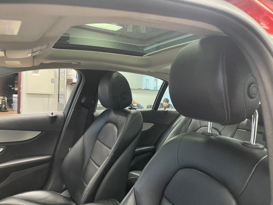 Used Mercedes-Benz C-Class 4dr Sdn C 300 Luxury 4MATIC 2016 | 5 Towns Drive. Inwood, New York Used Mercedes-Benz C-Class 4dr Sdn C 300 Luxury 4MATIC 2016 | 5 Towns Drive. Inwood, New York