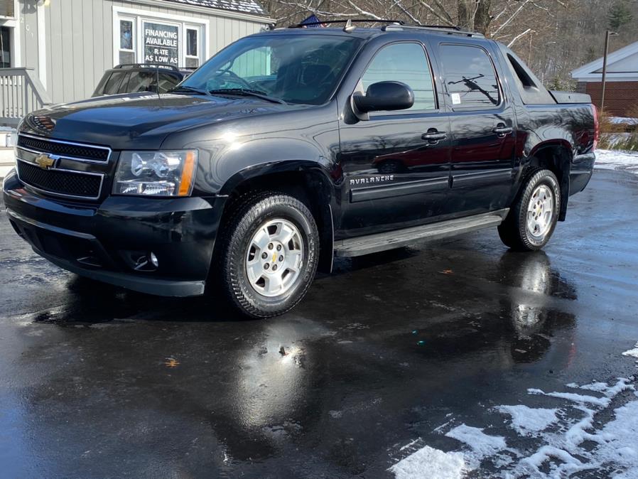 Used Chevrolet Avalanche 4WD Crew Cab LS 2012 | Lava Motors 2 Inc. Canton, Connecticut Used Chevrolet Avalanche 4WD Crew Cab LS 2012 | Lava Motors 2 Inc. Canton, Connecticut