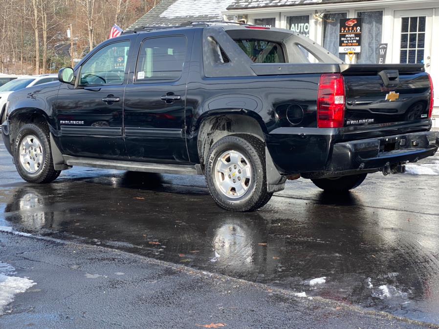 Used Chevrolet Avalanche 4WD Crew Cab LS 2012 | Lava Motors 2 Inc. Canton, Connecticut Used Chevrolet Avalanche 4WD Crew Cab LS 2012 | Lava Motors 2 Inc. Canton, Connecticut