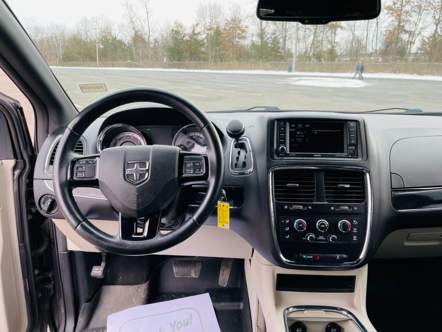 Used Dodge Grand Caravan SXT Wagon 2017 | Supreme Automotive. New Britain, Connecticut Used Dodge Grand Caravan SXT Wagon 2017 | Supreme Automotive. New Britain, Connecticut