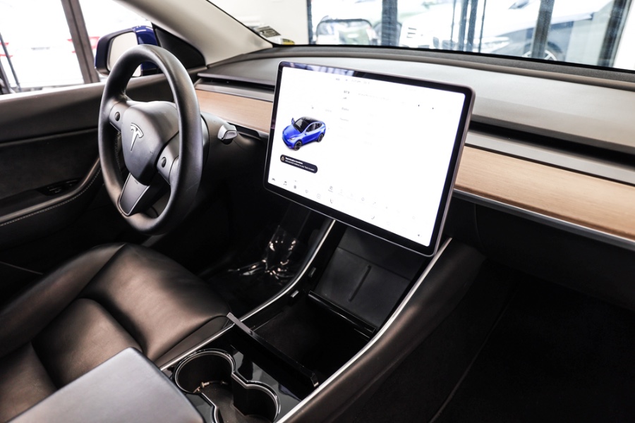 Used Tesla Model Y Long Range AWD 2020 | 26 Motors Long Island. ELMONT, New York Used Tesla Model Y Long Range AWD 2020 | 26 Motors Long Island. ELMONT, New York