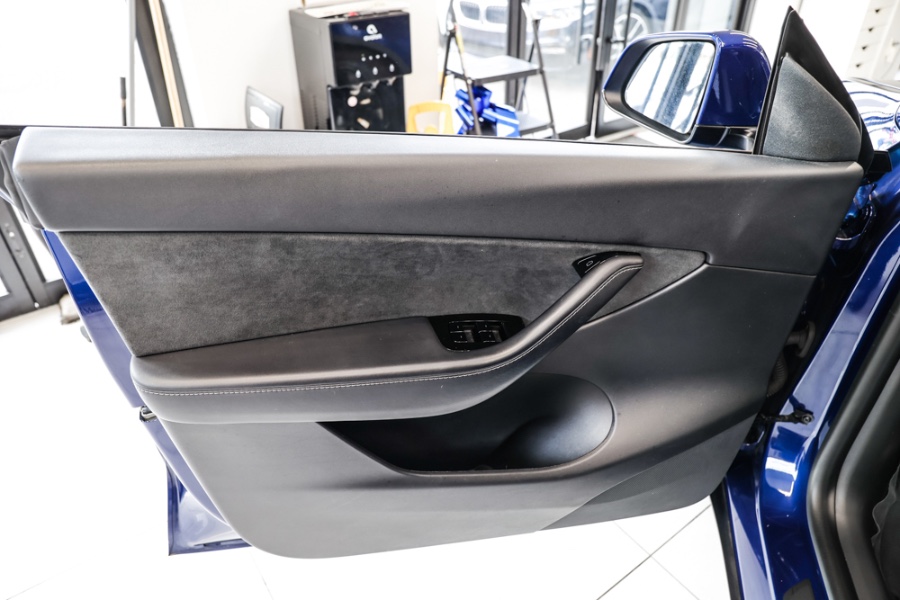 Used Tesla Model Y Long Range AWD 2020 | 26 Motors Long Island. ELMONT, New York Used Tesla Model Y Long Range AWD 2020 | 26 Motors Long Island. ELMONT, New York