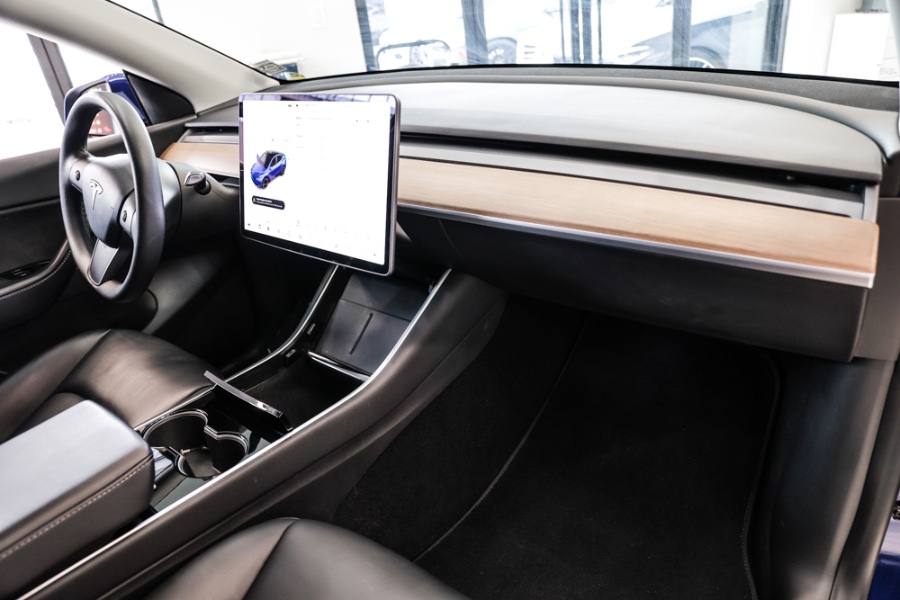 Used Tesla Model Y Long Range AWD 2020 | 26 Motors Long Island. ELMONT, New York Used Tesla Model Y Long Range AWD 2020 | 26 Motors Long Island. ELMONT, New York