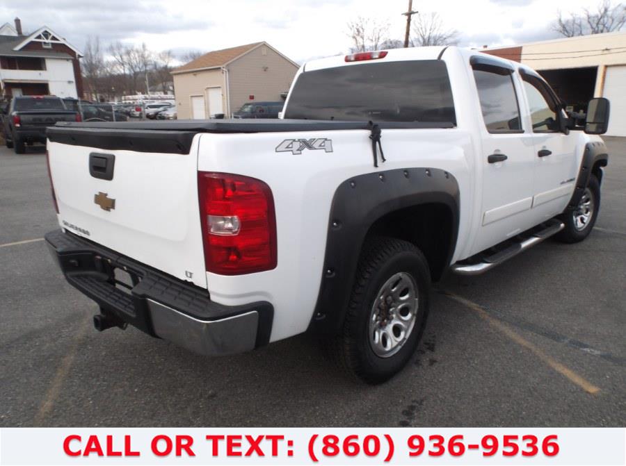 Used Chevrolet Silverado 1500 4WD Crew Cab 143.5" LT w/1LT 2007 | Lee Motors Sales Inc. Hartford, Connecticut Used Chevrolet Silverado 1500 4WD Crew Cab 143.5" LT w/1LT 2007 | Lee Motors Sales Inc. Hartford, Connecticut