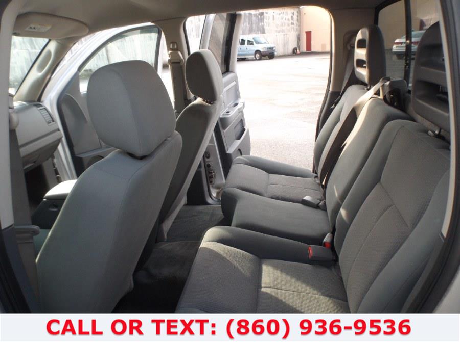 Used Chevrolet Silverado 1500 4WD Crew Cab 143.5" LT w/1LT 2007 | Lee Motors Sales Inc. Hartford, Connecticut Used Chevrolet Silverado 1500 4WD Crew Cab 143.5" LT w/1LT 2007 | Lee Motors Sales Inc. Hartford, Connecticut