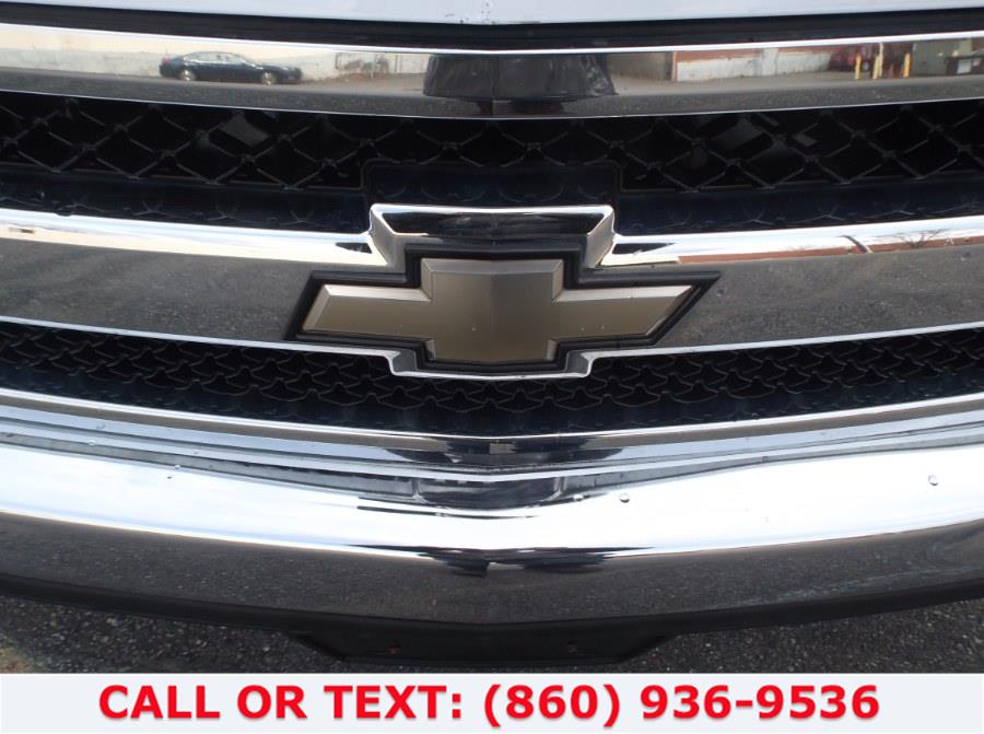 Used Chevrolet Silverado 1500 4WD Crew Cab 143.5" LT w/1LT 2007 | Lee Motors Sales Inc. Hartford, Connecticut Used Chevrolet Silverado 1500 4WD Crew Cab 143.5" LT w/1LT 2007 | Lee Motors Sales Inc. Hartford, Connecticut