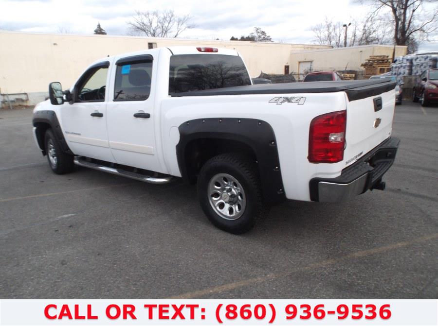 Used Chevrolet Silverado 1500 4WD Crew Cab 143.5" LT w/1LT 2007 | Lee Motors Sales Inc. Hartford, Connecticut Used Chevrolet Silverado 1500 4WD Crew Cab 143.5" LT w/1LT 2007 | Lee Motors Sales Inc. Hartford, Connecticut