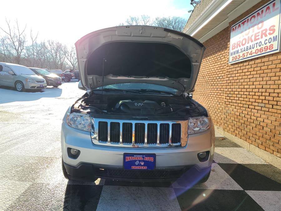 Used Jeep Grand Cherokee 4WD 4dr Laredo Altitude 2012 | National Auto Brokers, Inc.. Waterbury, Connecticut Used Jeep Grand Cherokee 4WD 4dr Laredo Altitude 2012 | National Auto Brokers, Inc.. Waterbury, Connecticut