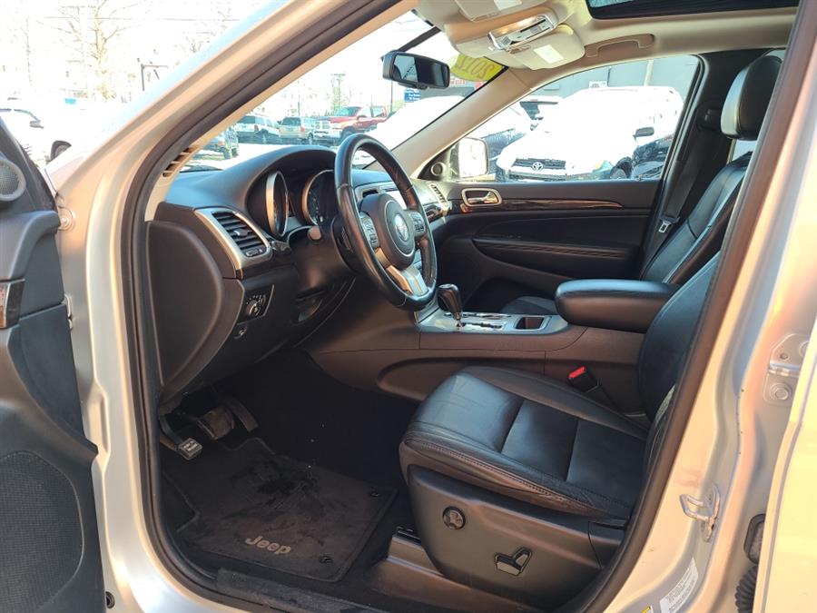 Used Jeep Grand Cherokee 4WD 4dr Laredo Altitude 2012 | National Auto Brokers, Inc.. Waterbury, Connecticut Used Jeep Grand Cherokee 4WD 4dr Laredo Altitude 2012 | National Auto Brokers, Inc.. Waterbury, Connecticut