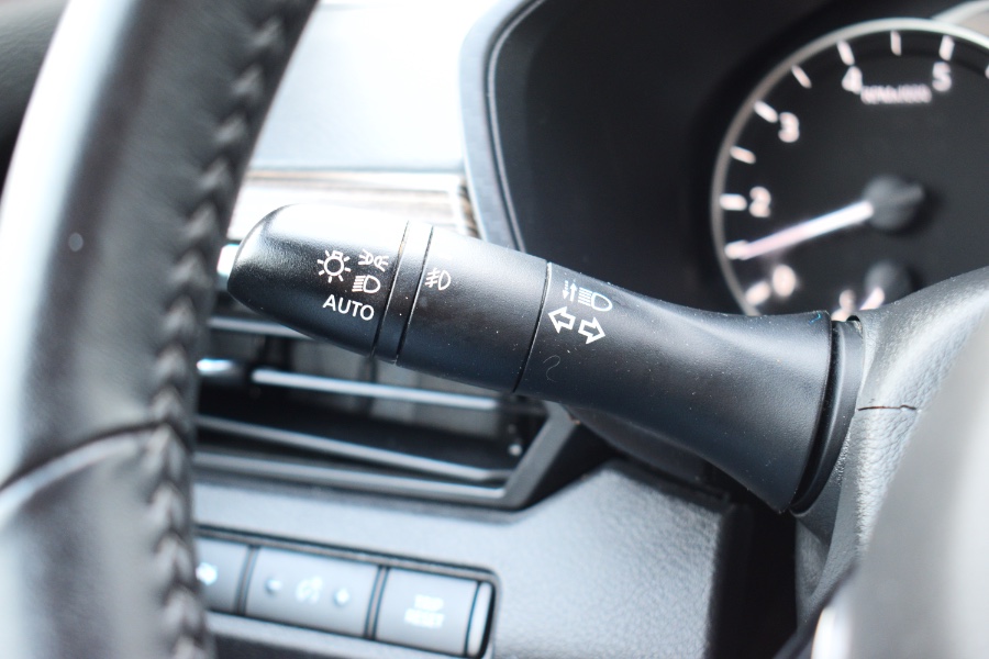 2020 Nissan Altima 2.5 SL Sedan, available for sale in Jamaica, New York | Hillside Auto Mall Inc.. Jamaica, New York 2020 Nissan Altima 2.5 SL Sedan, available for sale in Jamaica, New York | Hillside Auto Mall Inc.. Jamaica, New York