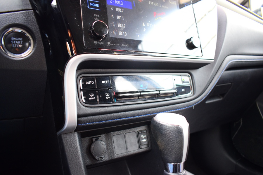 Used Toyota Corolla SE CVT (Natl) 2017 | Hillside Auto Mall Inc.. Jamaica, New York Used Toyota Corolla SE CVT (Natl) 2017 | Hillside Auto Mall Inc.. Jamaica, New York