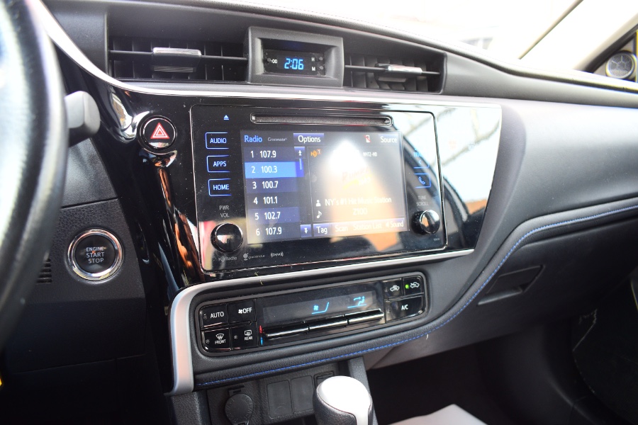 Used Toyota Corolla SE CVT (Natl) 2017 | Hillside Auto Mall Inc.. Jamaica, New York Used Toyota Corolla SE CVT (Natl) 2017 | Hillside Auto Mall Inc.. Jamaica, New York