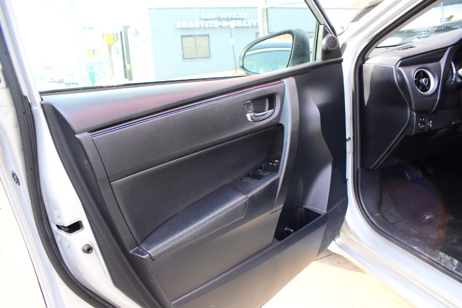 Used Toyota Corolla SE CVT (Natl) 2017 | Hillside Auto Mall Inc.. Jamaica, New York Used Toyota Corolla SE CVT (Natl) 2017 | Hillside Auto Mall Inc.. Jamaica, New York