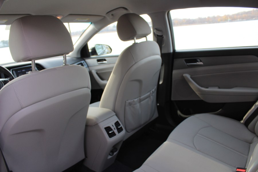 2019 Hyundai Sonata SEL 2.4L, available for sale in Great Neck, New York | Great Neck Car Buyers & Sellers. Great Neck, New York 2019 Hyundai Sonata SEL 2.4L, available for sale in Great Neck, New York | Great Neck Car Buyers & Sellers. Great Neck, New York