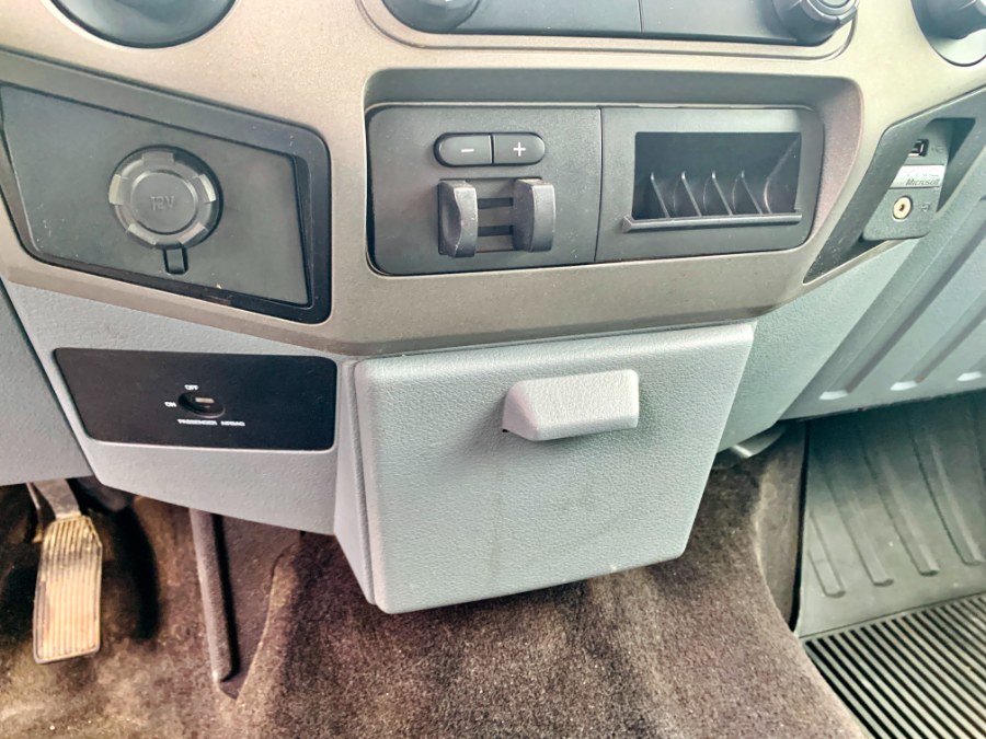 Used Ford Super Duty F-350 SRW 4WD SuperCab 158" XLT 2012 | Second Street Auto Sales Inc. Manchester, New Hampshire Used Ford Super Duty F-350 SRW 4WD SuperCab 158" XLT 2012 | Second Street Auto Sales Inc. Manchester, New Hampshire