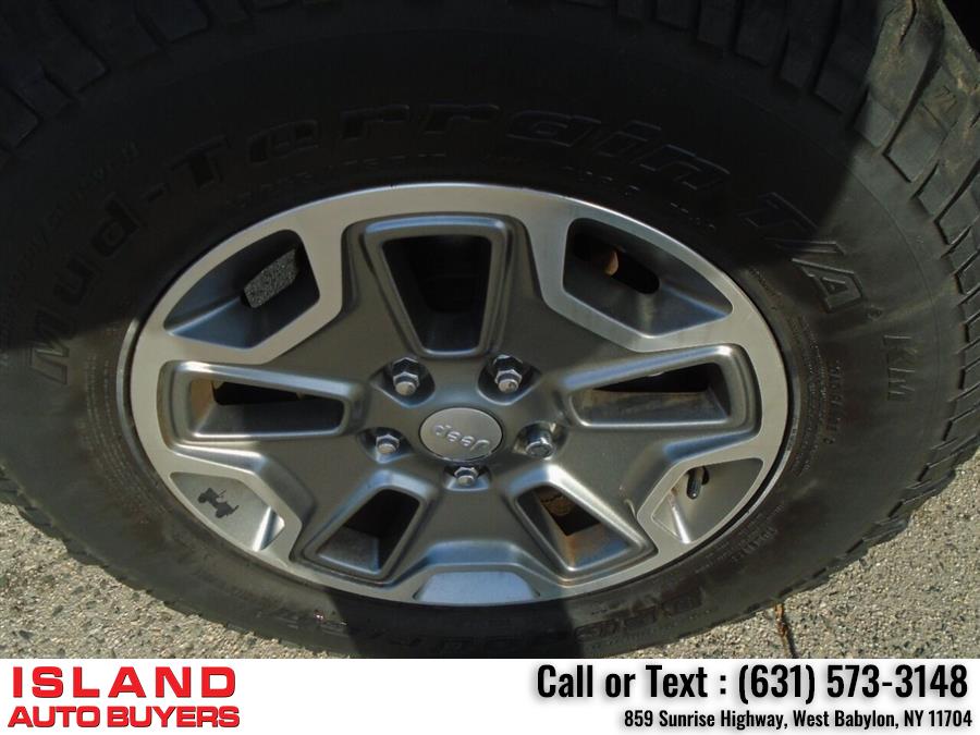 Used Jeep Wrangler Unlimited Sahara 4x4 4dr SUV 2016 | Island Auto Buyers. West Babylon, New York Used Jeep Wrangler Unlimited Sahara 4x4 4dr SUV 2016 | Island Auto Buyers. West Babylon, New York