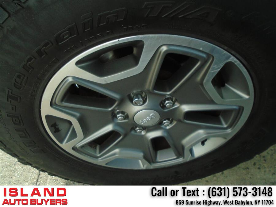 Used Jeep Wrangler Unlimited Sahara 4x4 4dr SUV 2016 | Island Auto Buyers. West Babylon, New York Used Jeep Wrangler Unlimited Sahara 4x4 4dr SUV 2016 | Island Auto Buyers. West Babylon, New York
